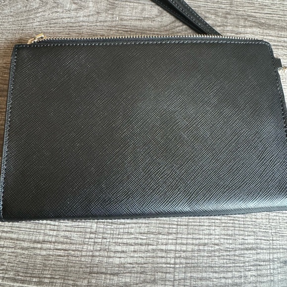Kate Spade Wristlet - Picture 5 of 9